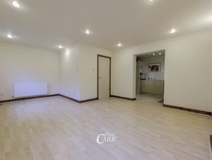 Lounge-Diner- click for photo gallery